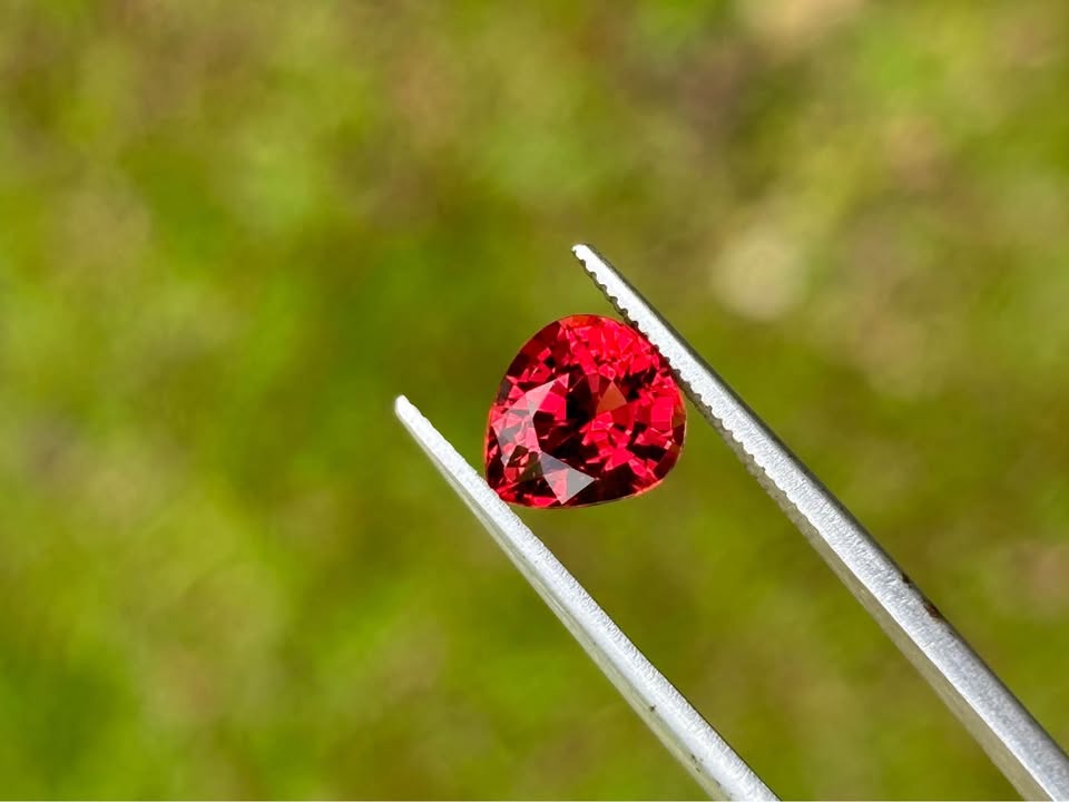 Reddish Pink Rhodolite Garnet 2.49ct