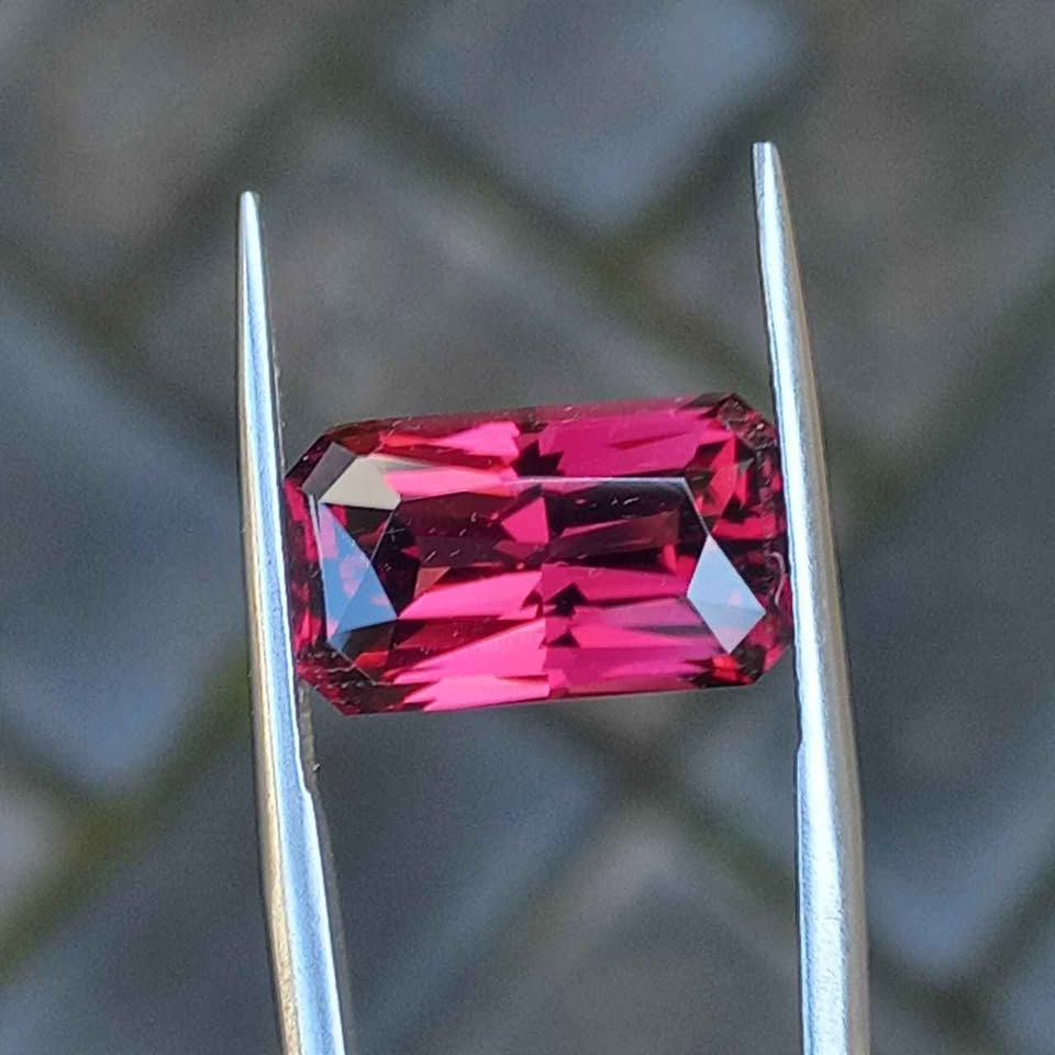 Purplish Red Rhodolite Garnet 8.75ct